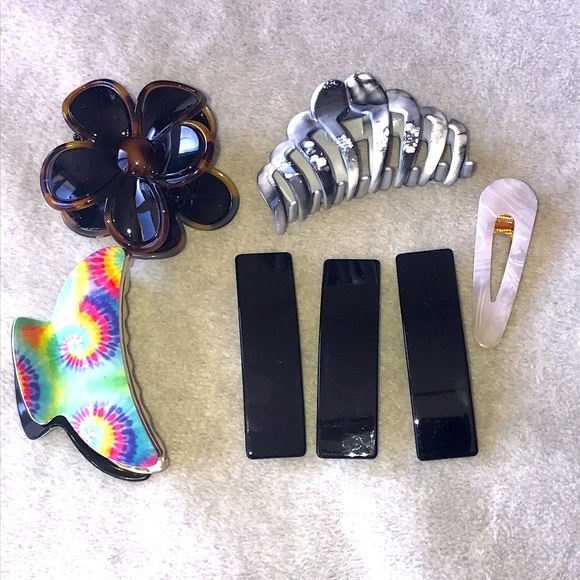 Accessories - Hair clip bundle BNWOT